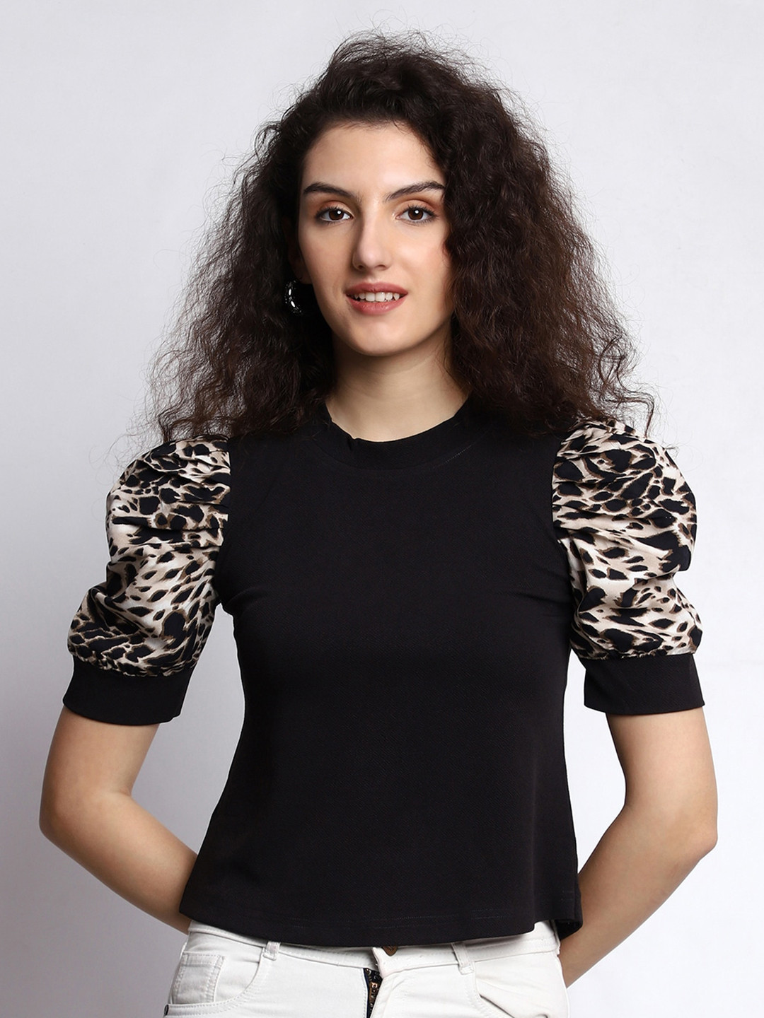 Prettify Animal Printed Puff Sleeve Top