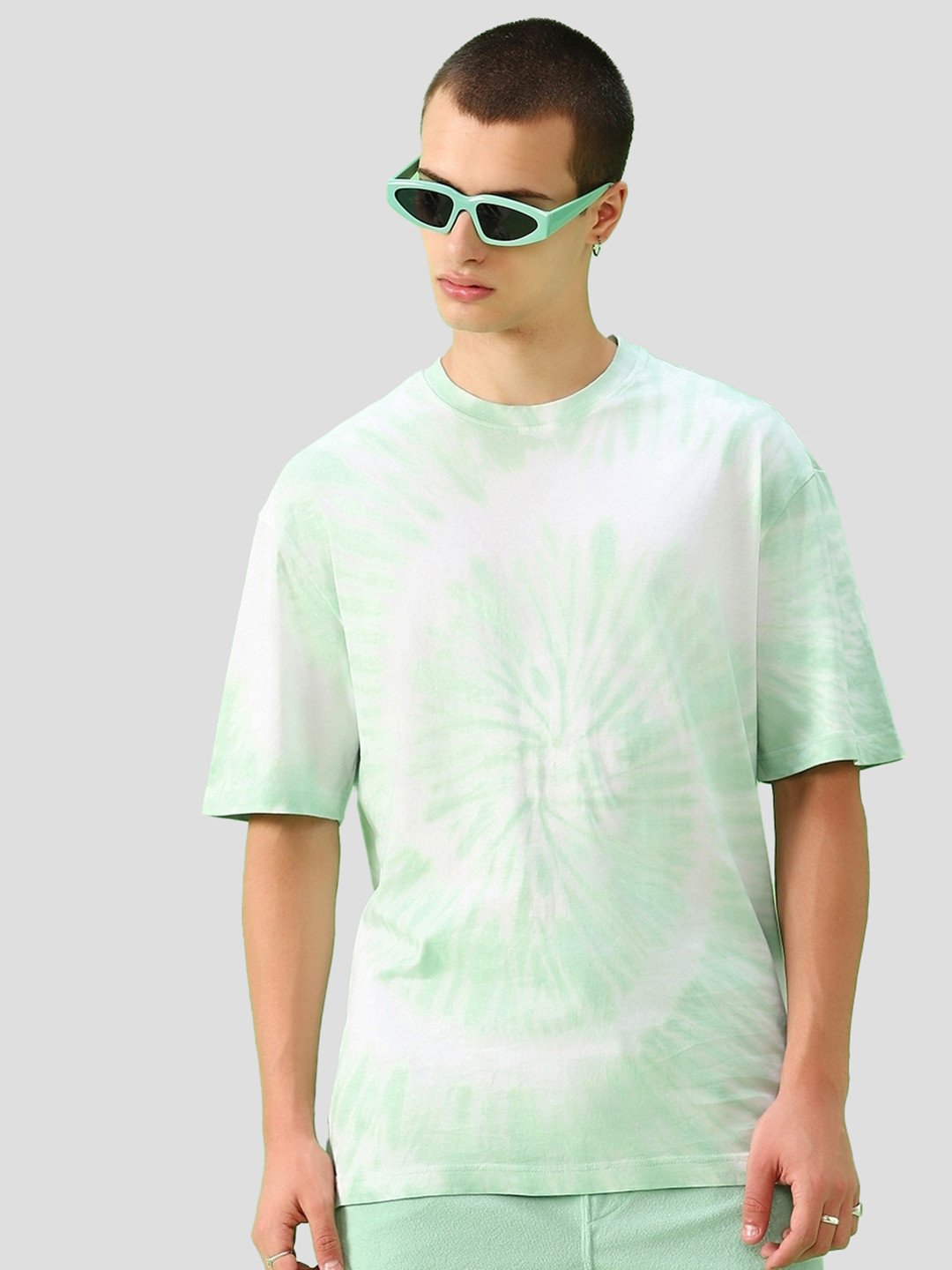 Bewakoof White & Green Tie And Dye Drop-Shoulder Sleeves Oversized Pure Cotton T-shirt