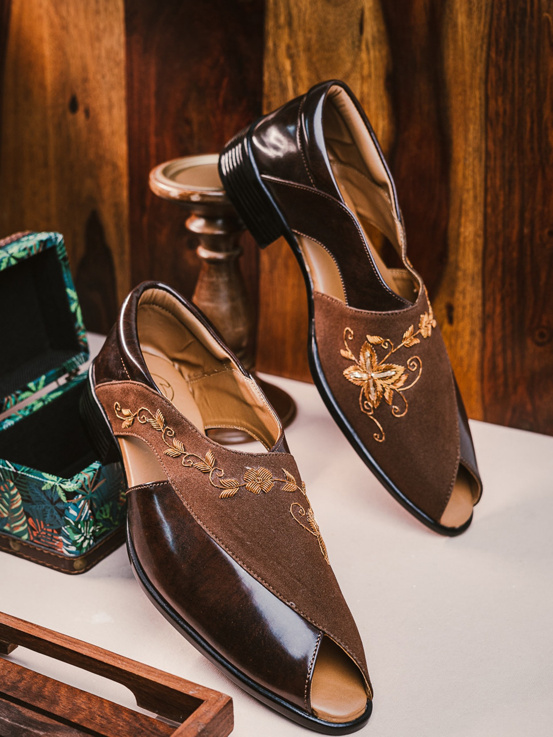 NR By Nidhi Rathi Men Embroidered Shoe-Style Sandals