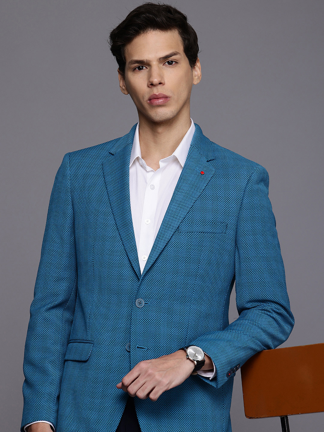 Park Avenue Solid Contemporary Fit Blazer