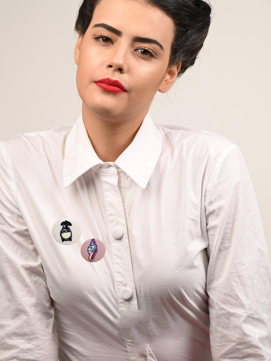 ODETTE Set Of 2 Embroidered Brooch