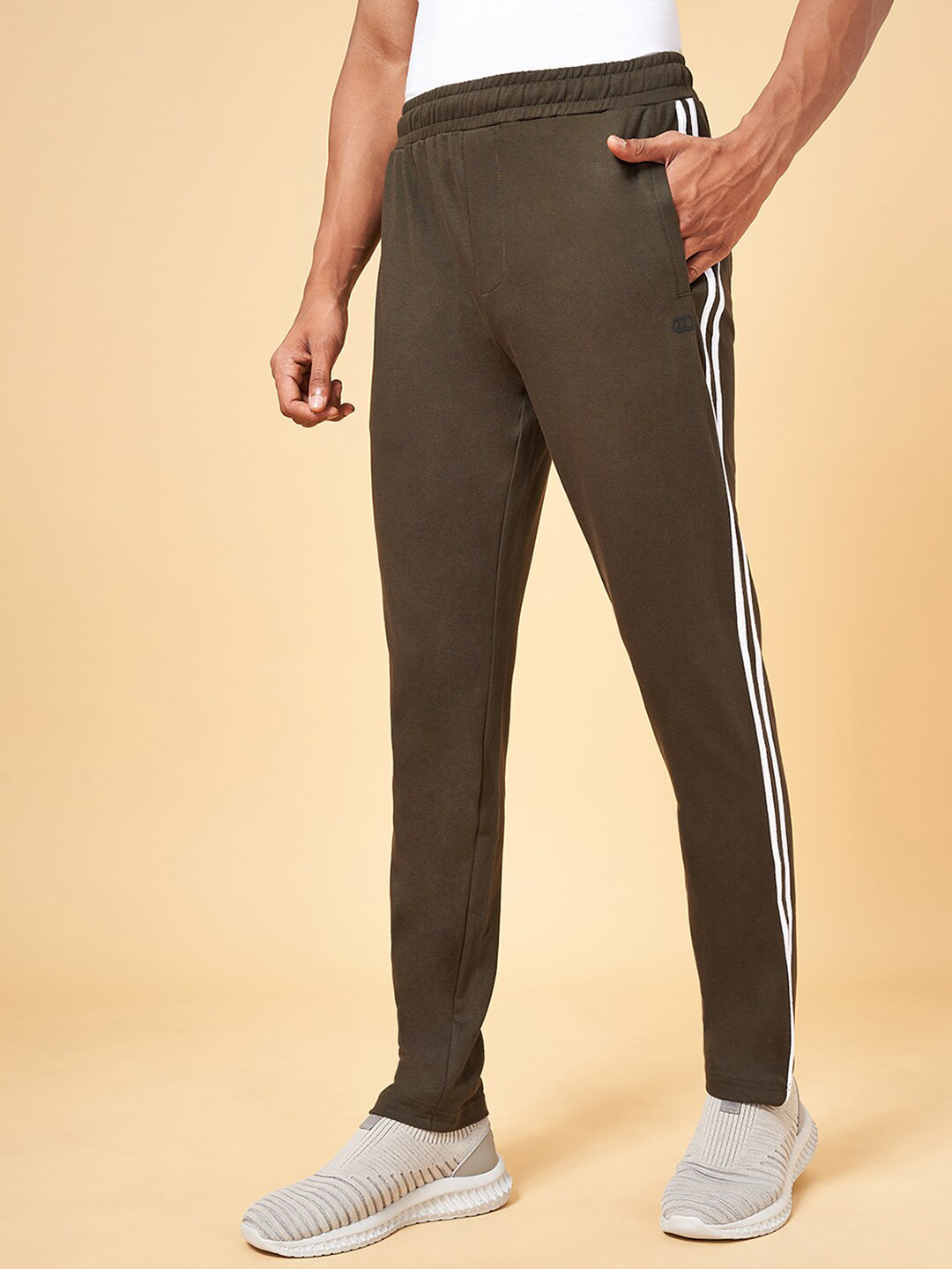 Ajile by Pantaloons Men Slim Fit Mis-Rise Track Pants