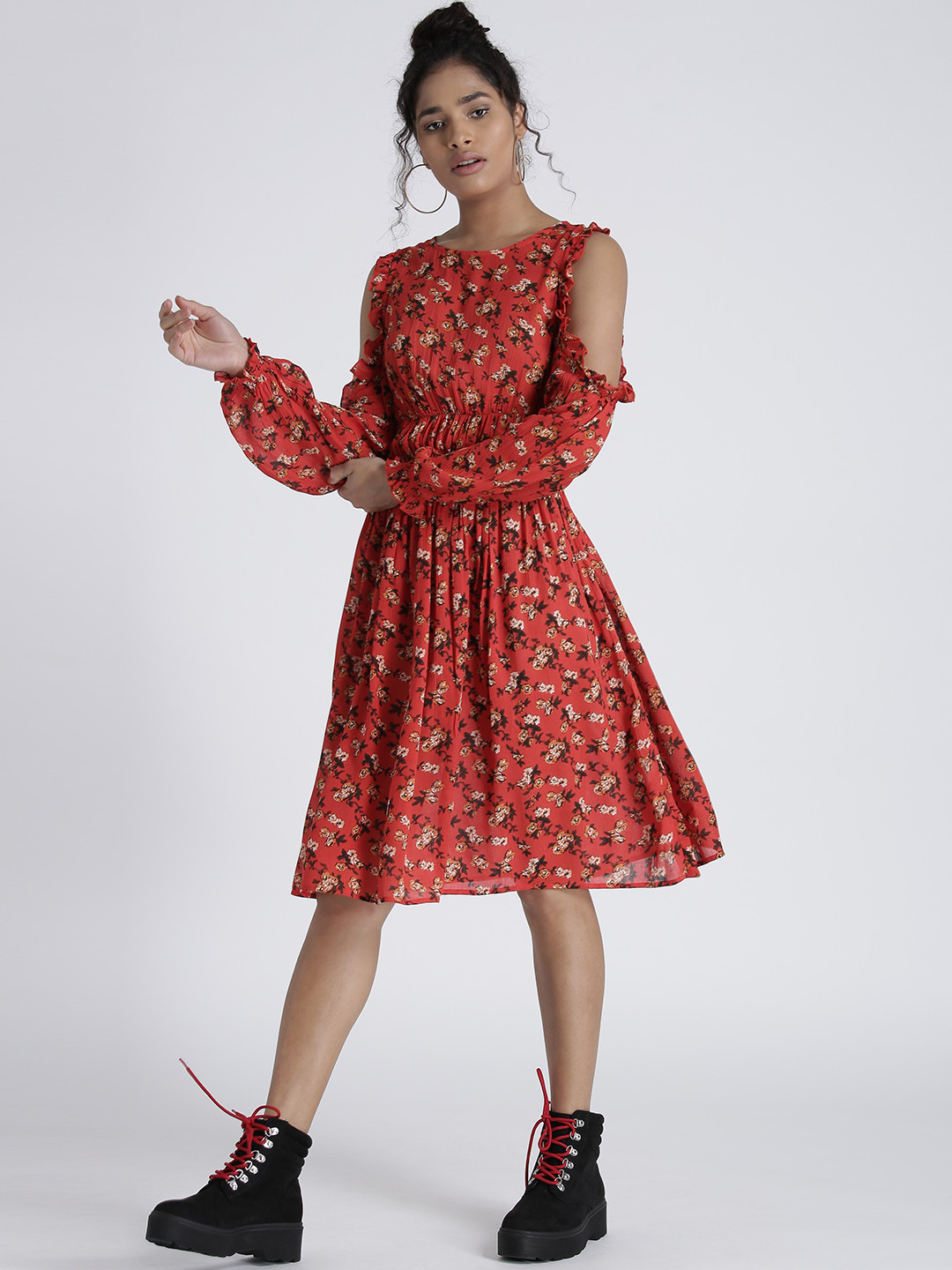 Splash Women Red Floral Print Cold Shoulder Fit & Flare Dress