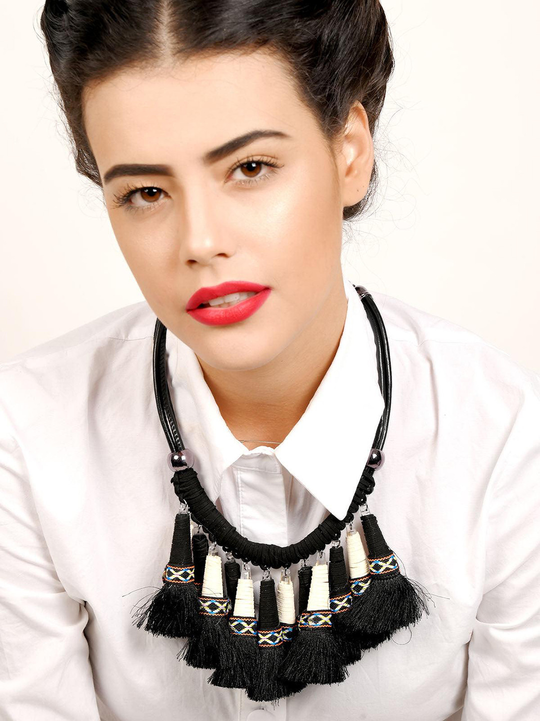 ODETTE Tale Tassels Necklace & Earring