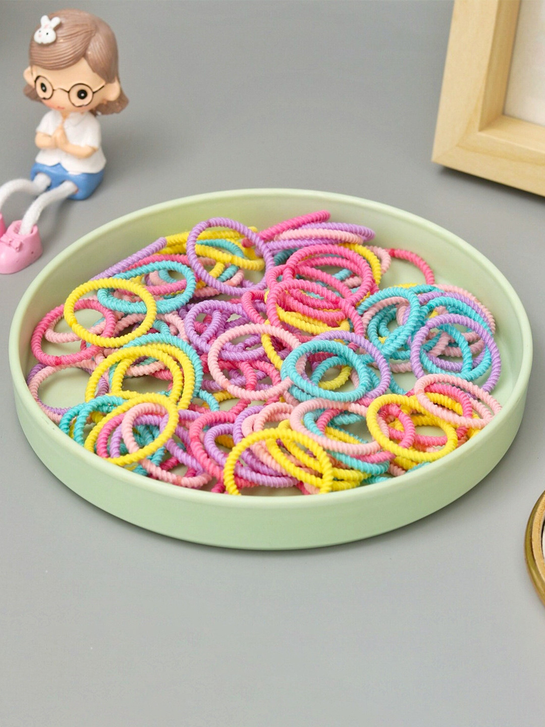 Yellow Bee Girls Girls Set of 100 Ponytail Holders