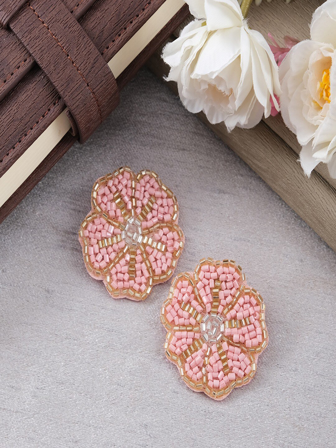 UNIVERSITY TRENDZ Beaded Floral Shaped Studs Earrings