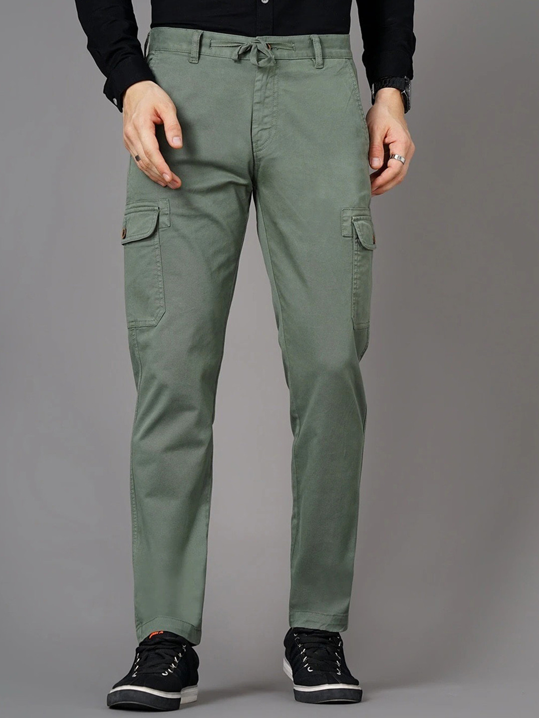 British Club Mens Smart Regular Fit Low-Rise Cotton Cargos Trousers