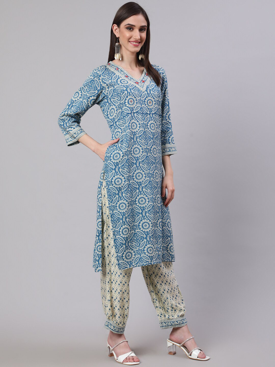 SAK JAIPUR Women Blue Floral Printed Layered Kurta with Palazzos & With Dupatta