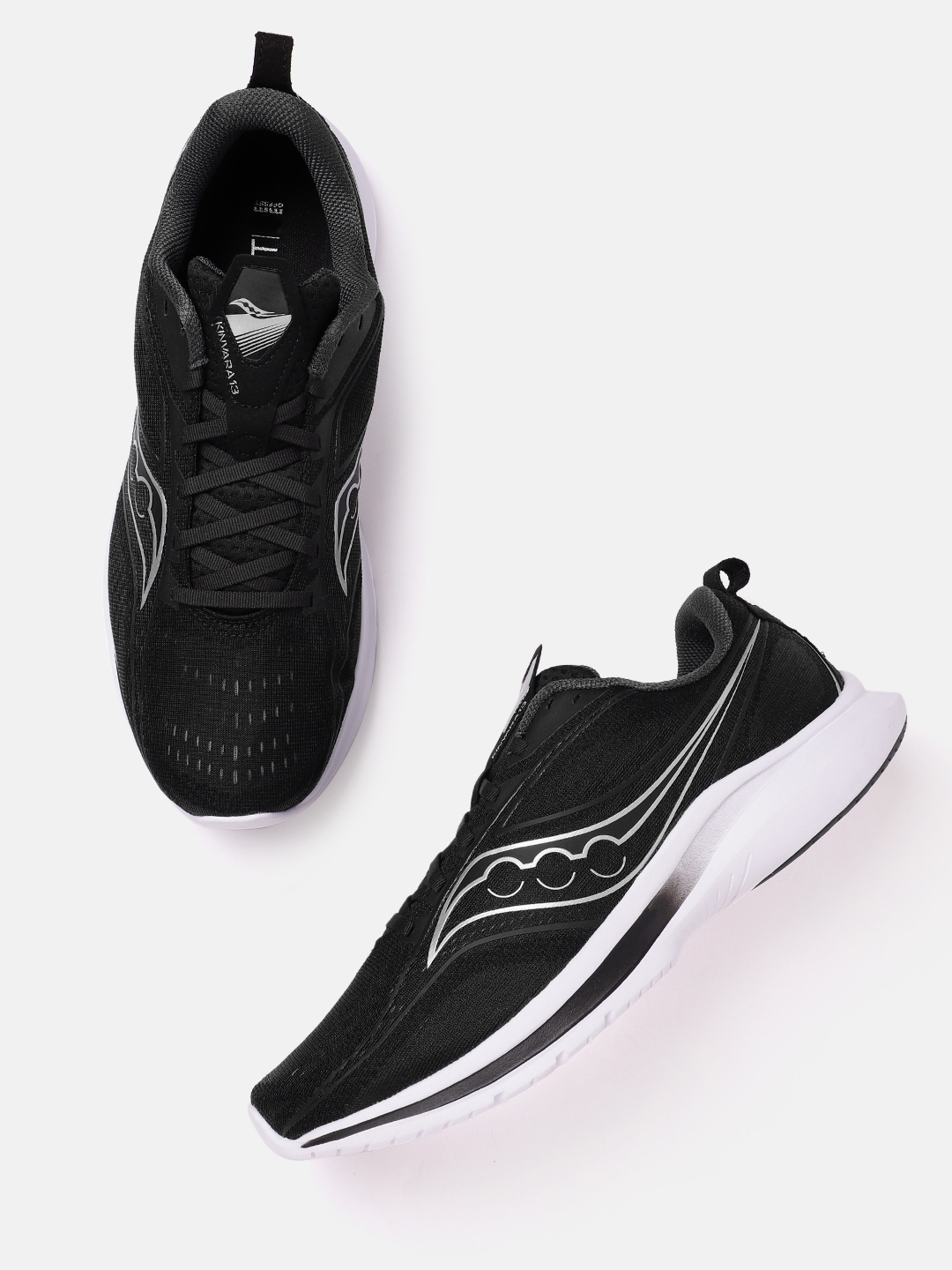Saucony kinvara relay on sale