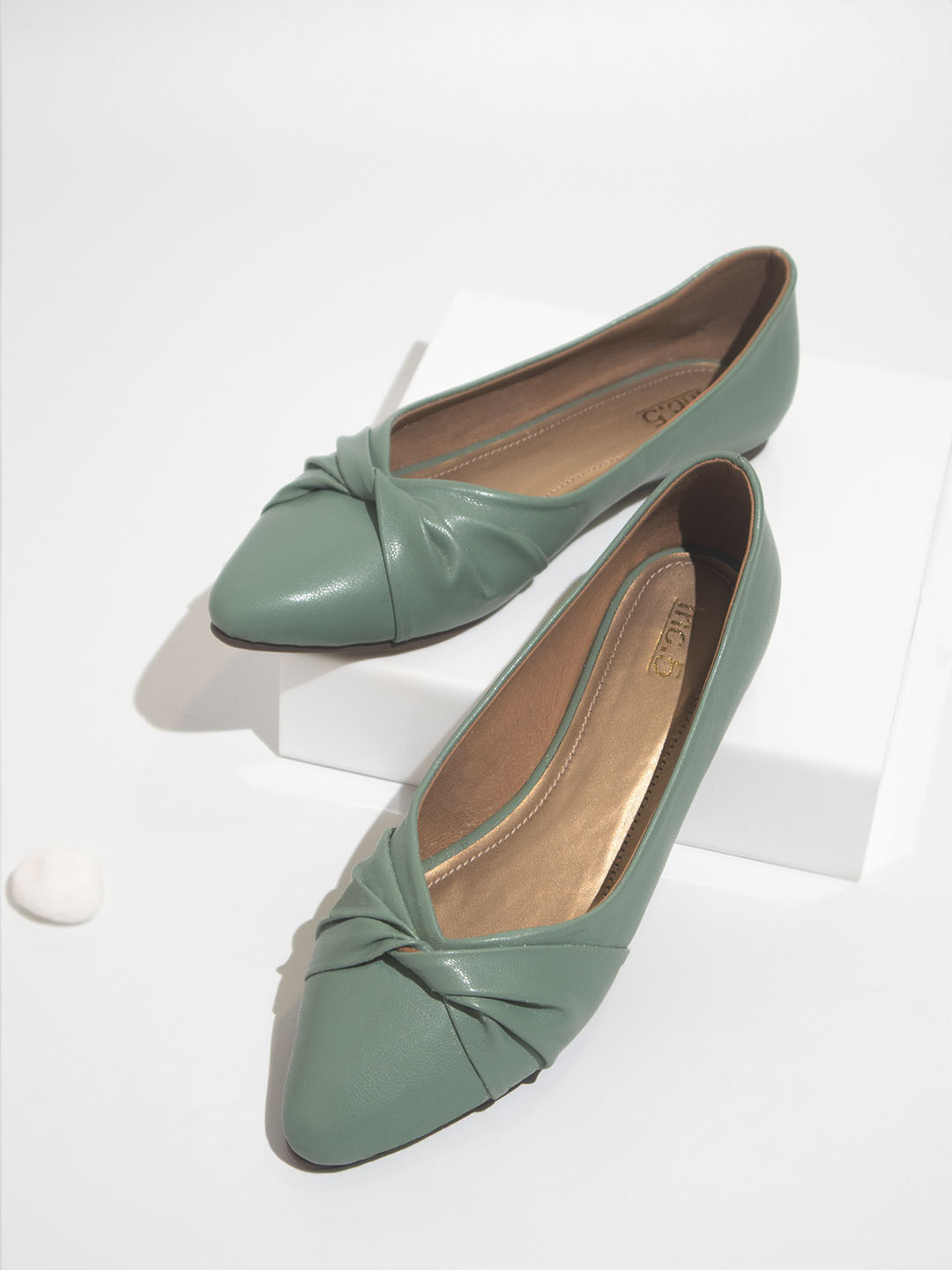 Inc 5 Pointed Toe Twisted Work Ballerinas