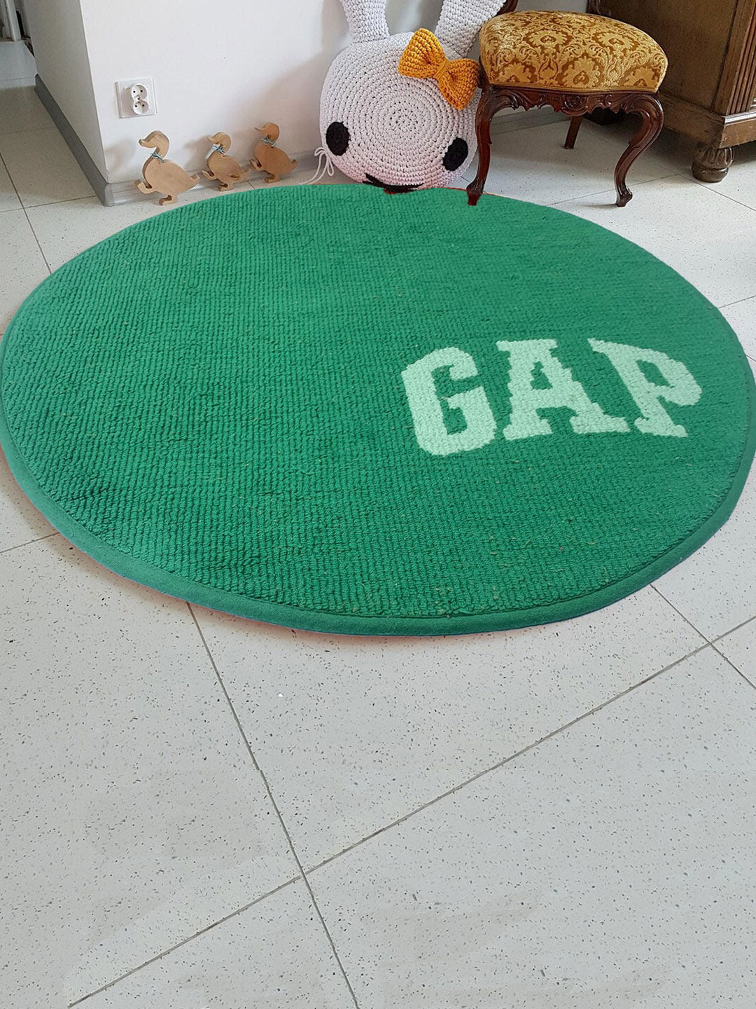 LUXEHOME INTERNATIONAL Solid Pure Cotton 1400 GSM Round Bath Mat