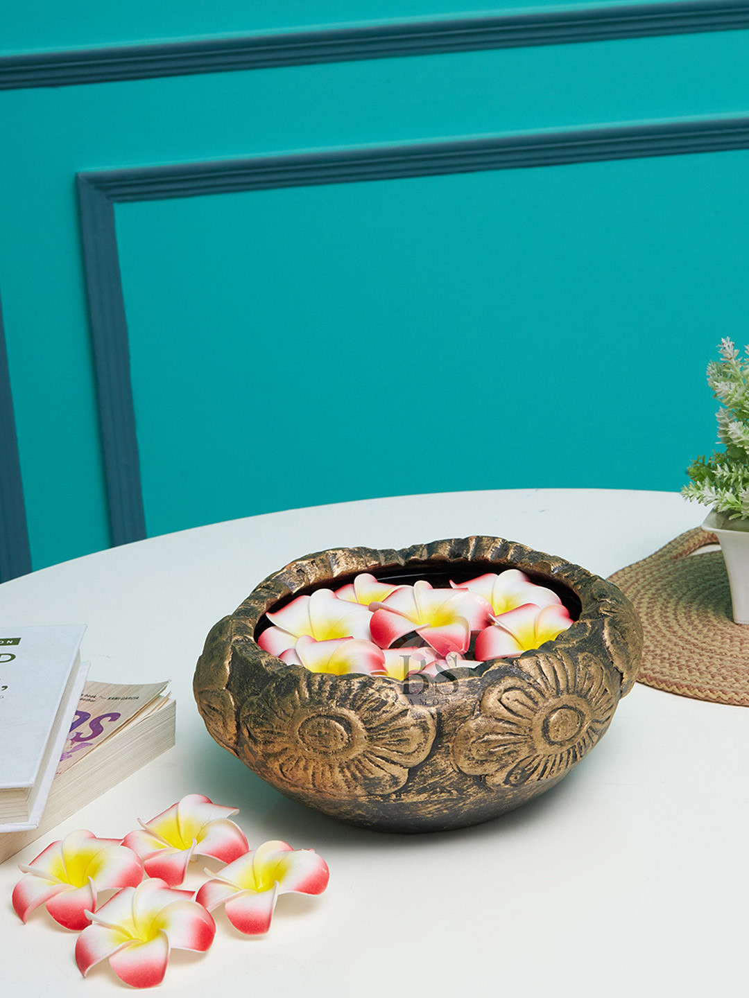 BS AMOR Red 10-Pieces Plumeria Flower Petals