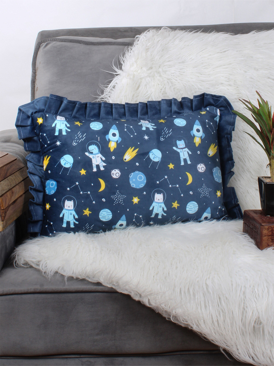 STITCHNEST Set of 1 Blue & Turquoise Printed 12'' x 18'' Cushion Cover