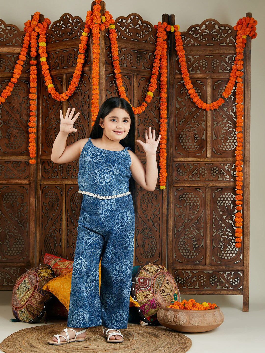 VASTRAMAY Girls Shoulder Strap neck Floral Printed  Tazzle detailed Top with Palazzos