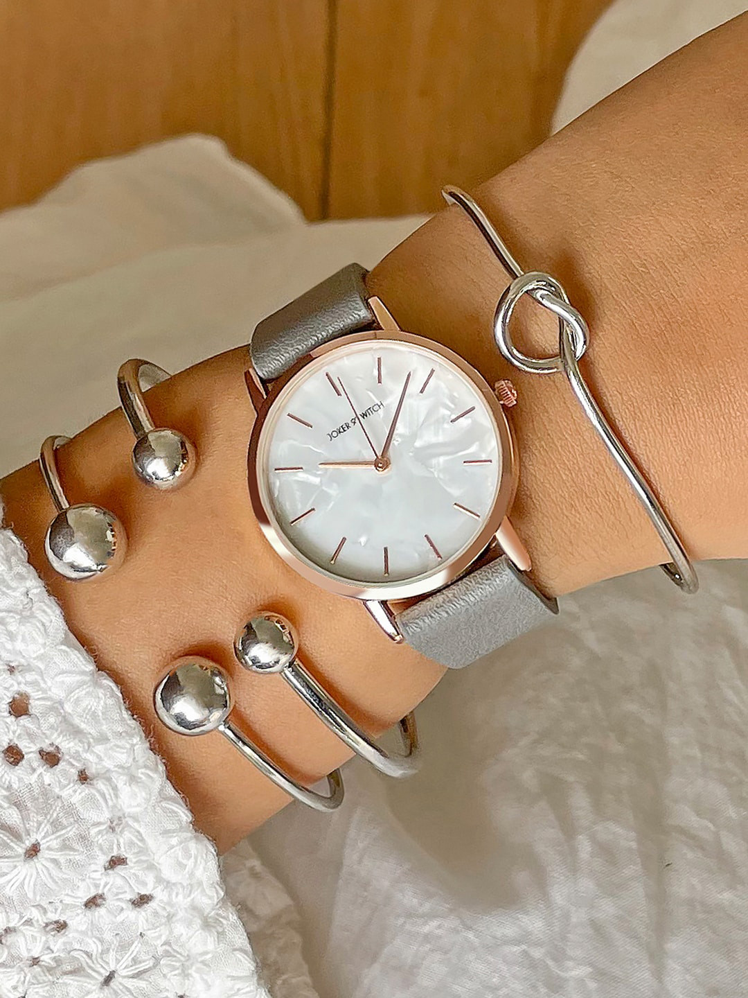 JOKER & WITCH Stainless Steel Janessa Watch Gift Set JWBS760