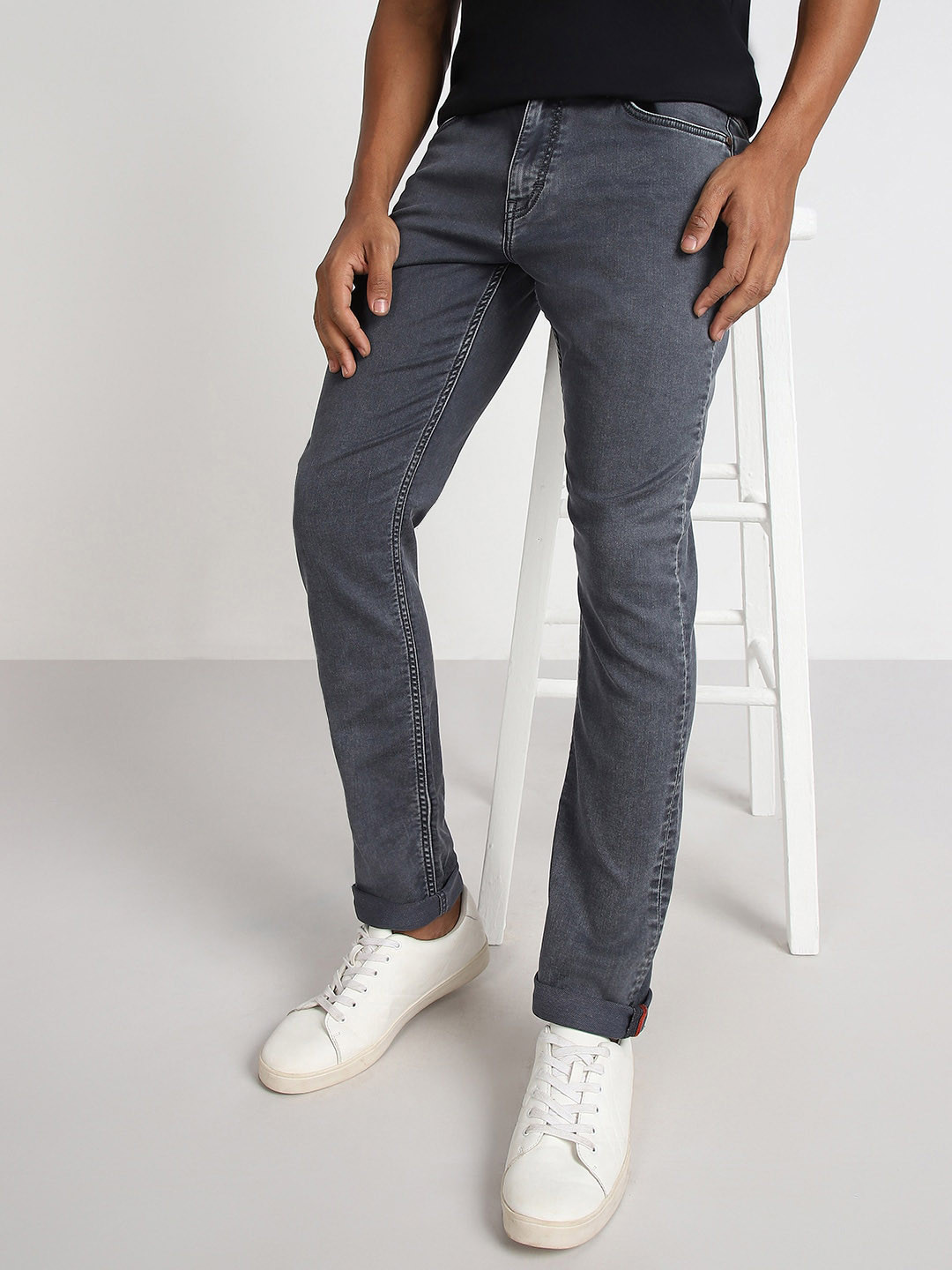 Lee Men Bruce Skinny Fit Mid-Rise Heavy Fade Stretchable Jeans