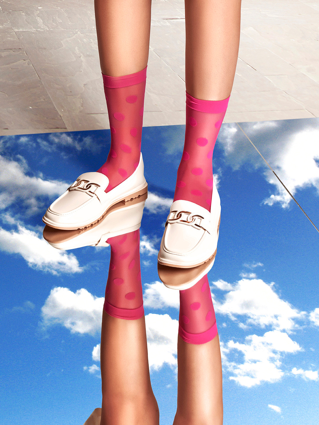 Lino Perros Women Casual Chain Detail Moccasins