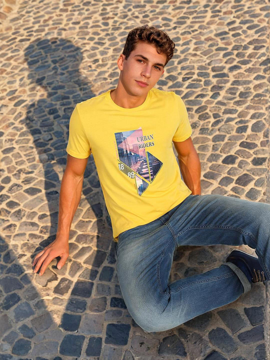 Lee Graphic Printed Round Neck Cotton Casual Slim Fit T-Shirt