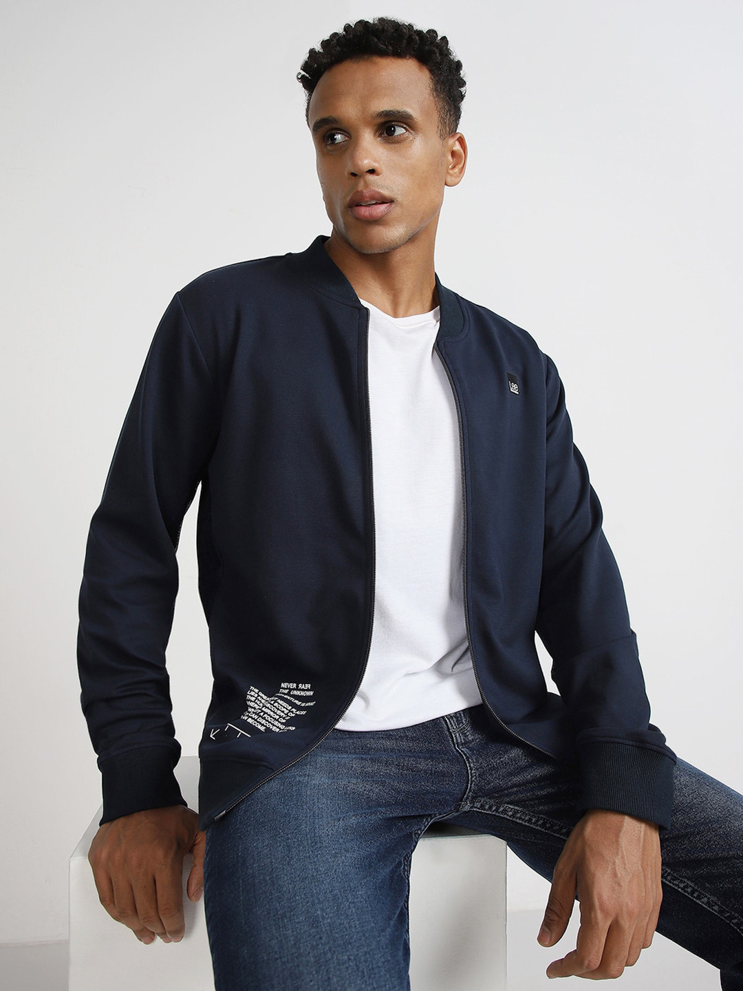 Lee Mandarin Collar Cotton Front-Open Sweatshirt