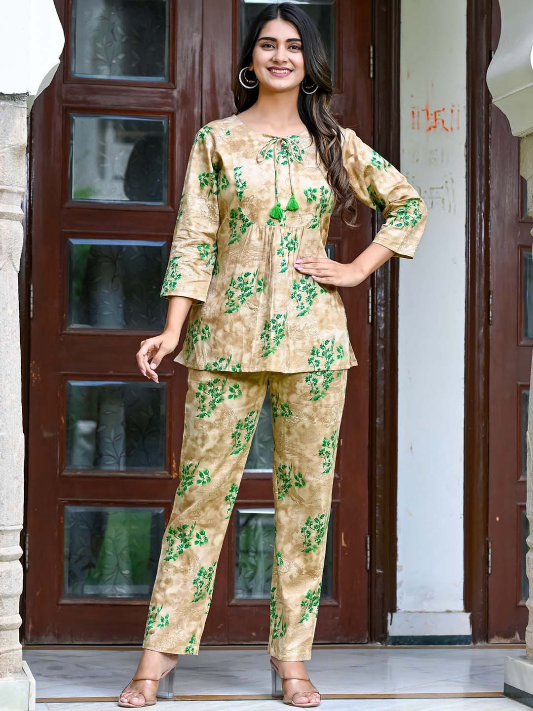 MissKurti Screen Printed Pure Cotton Top & Palazzos