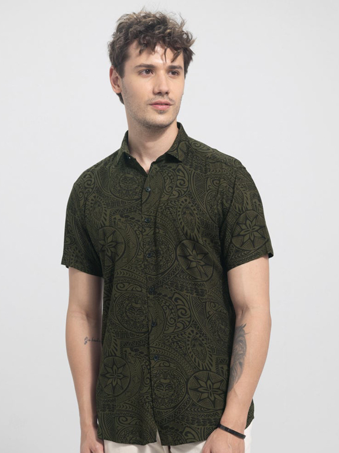 Snitch Green & Black Classic Tribal Printed Slim Fit Casual Shirt