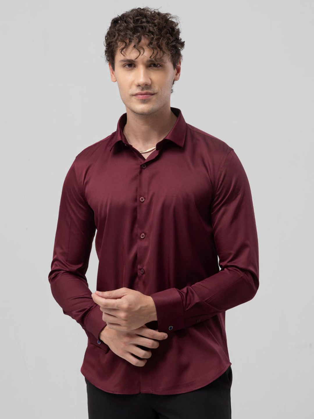 Snitch Maroon Classic Spread Collar Slim Fit Satin Cotton Casual Shirt
