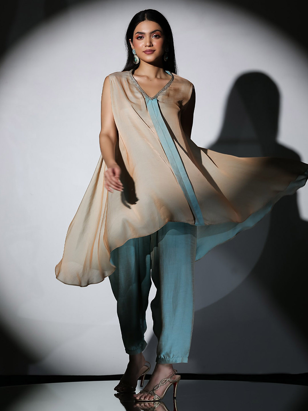 Swtantra V-Neck Gotta Patti High-Low Fusion Kurti With Patiala