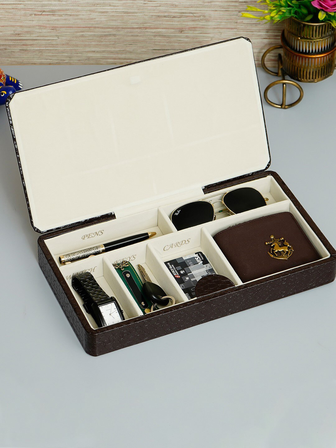 eCraftIndia Set of 4 Designer Rakhi With Organizer Box