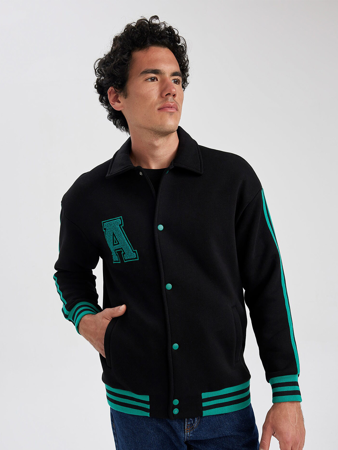 DeFacto Typography Embroidered Spread Collar Front-Open Sweaters