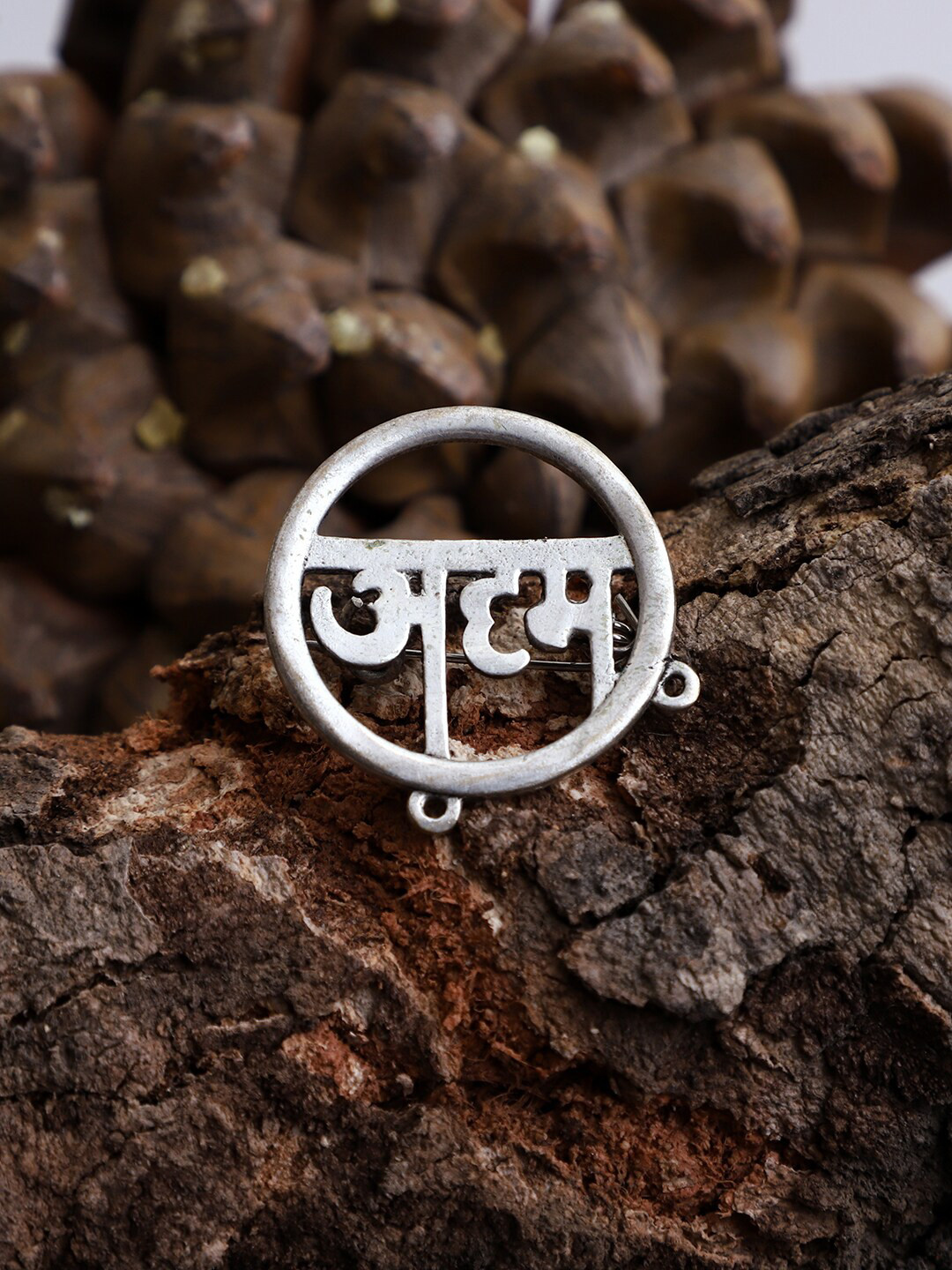 VENI Silver-Plated Textured Brooch
