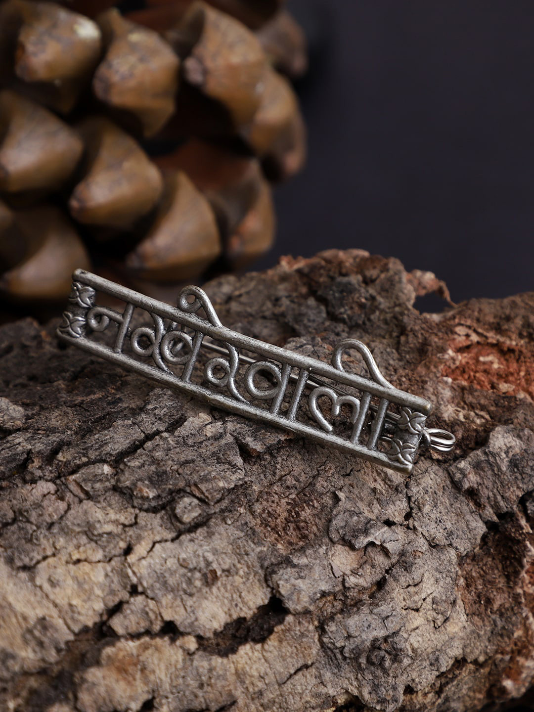 VENI Women Nakhrewali Charm Lapel Pin Brooch