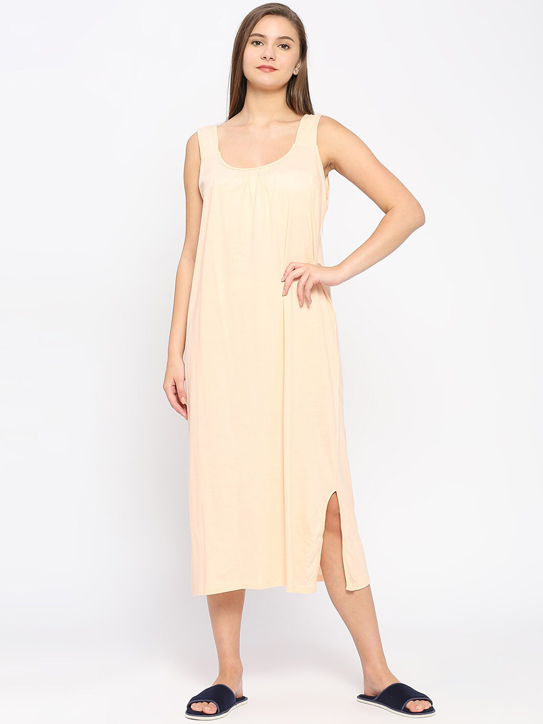 RedRose Round Neck Comfortable Cotton Nighty Long Slip