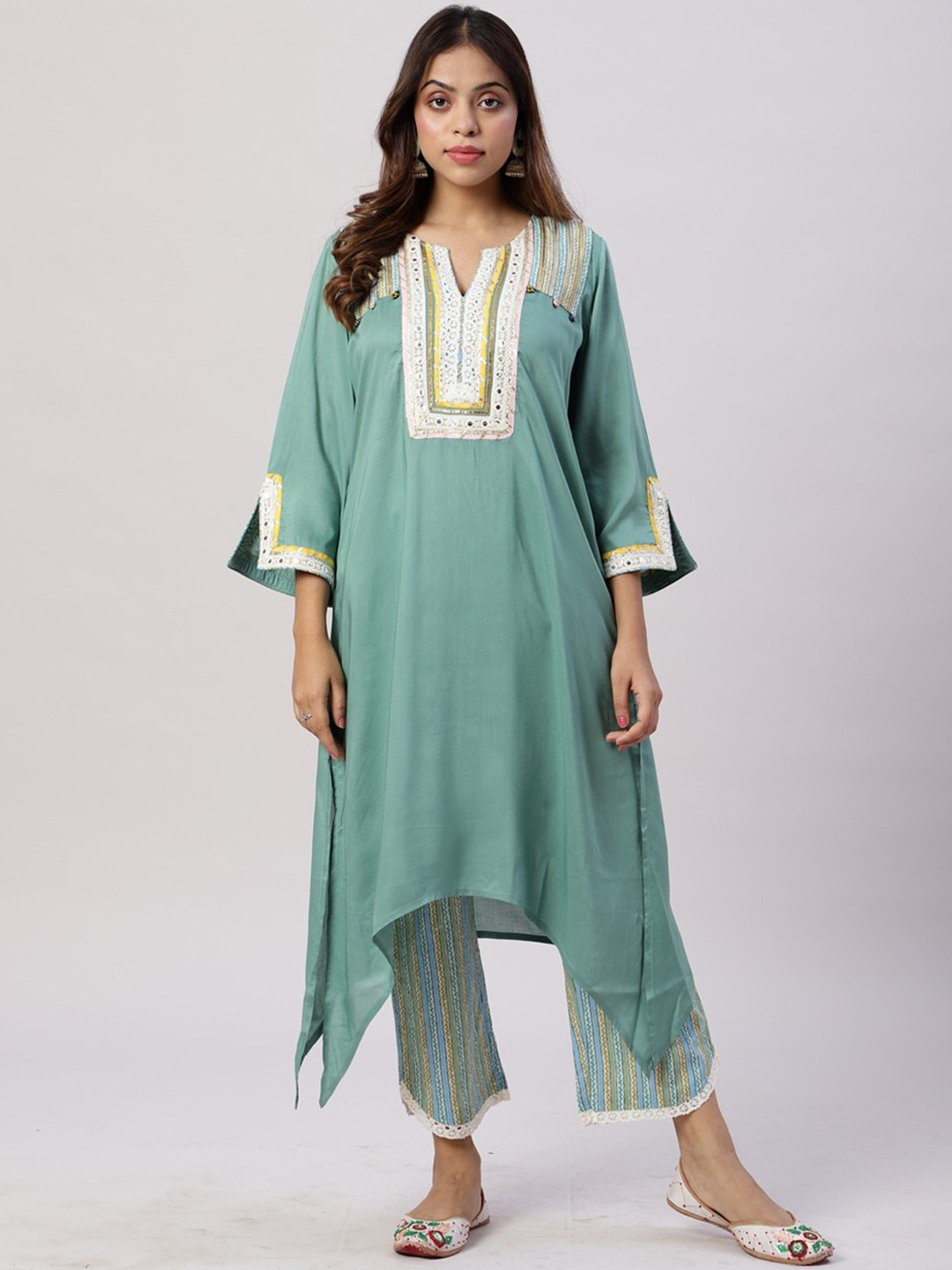 Spring Soul Ethnic Motifs Embroidered Regular Thread Work Pure Cotton Kurta With Trousers