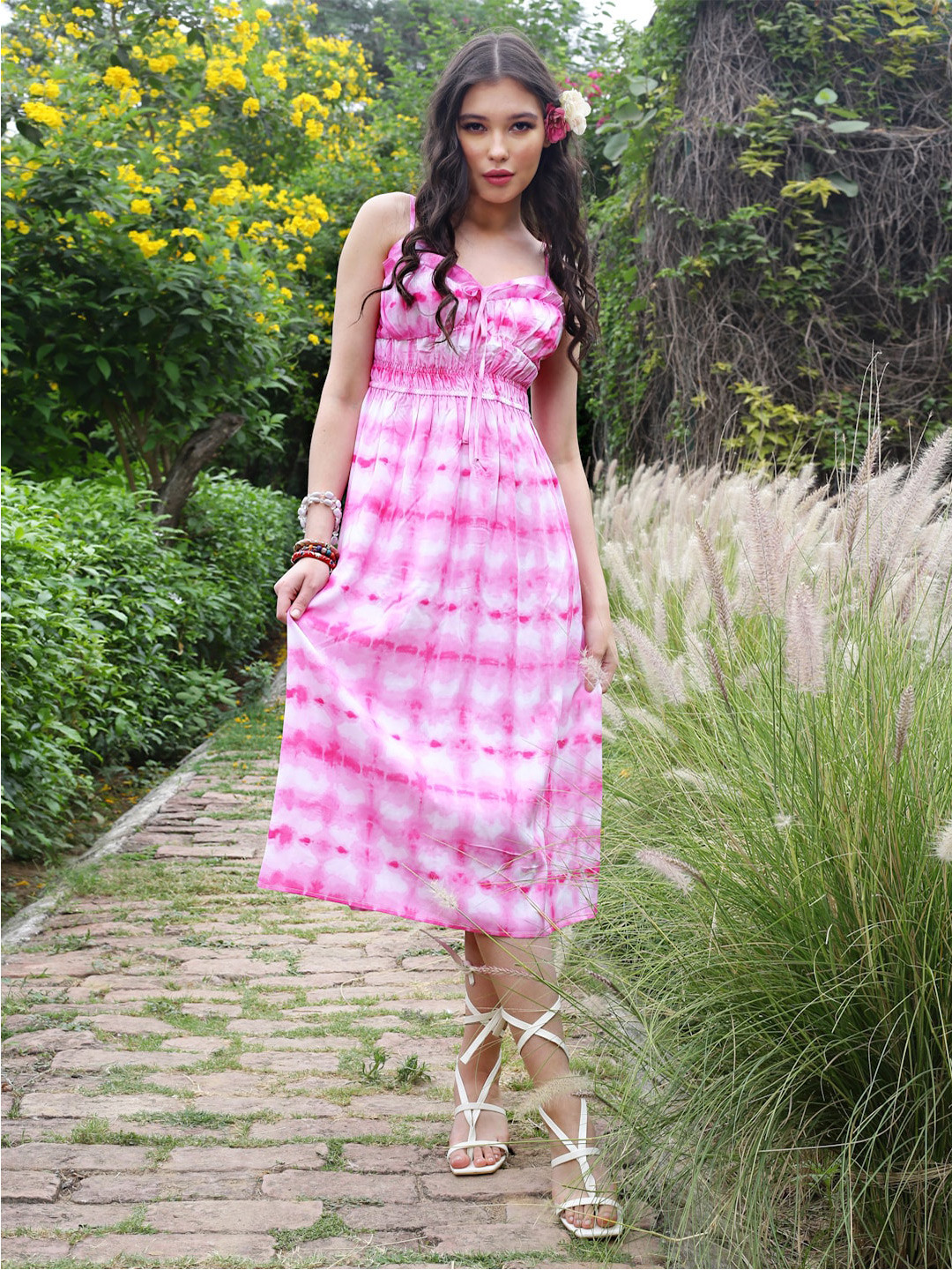 Sera Pink Tie and Dyed Sweetheart Neck Tie-Ups Detail Fit & Flare Holi Dress