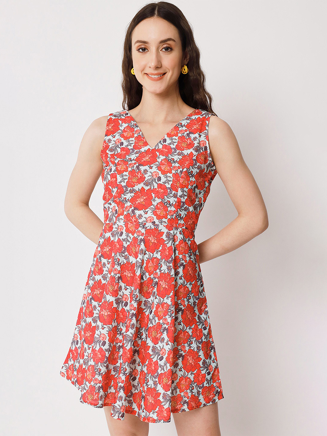 Shopping Queen Floral Printed V-Neck Sleeveless Fit & Flare Dress