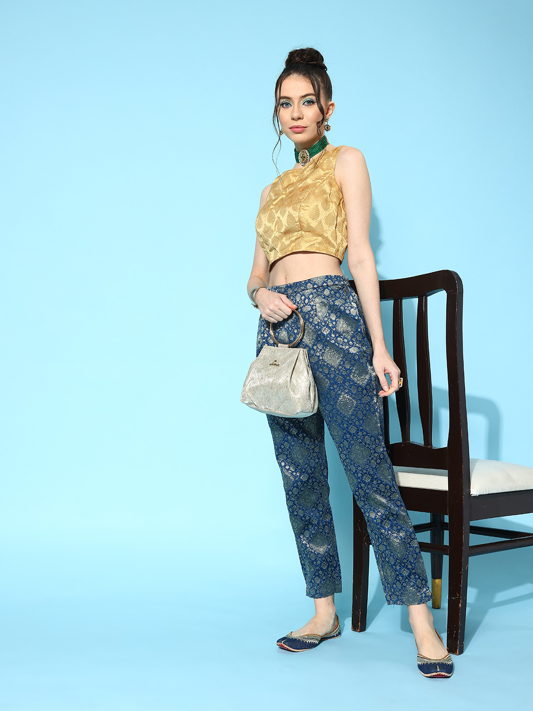 Sangria Women Ethnic Motifs Embroidered Relaxed Tapered Fit Easy Wash Jacquard Trousers