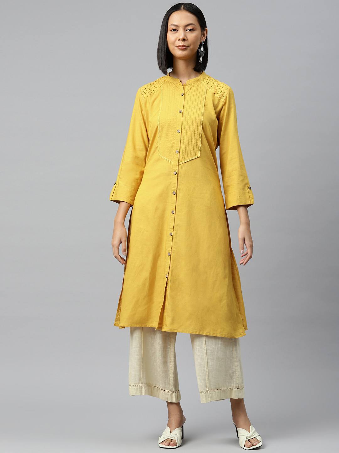 Nayam By Lakshita Mnadarin Collar Schiffli Pure Cotton Kurta