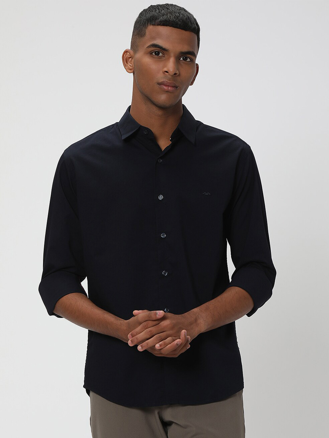Mufti Men Navy Blue Slim Fit Opaque Spread Collar Long Sleeve Cotton Casual Shirt