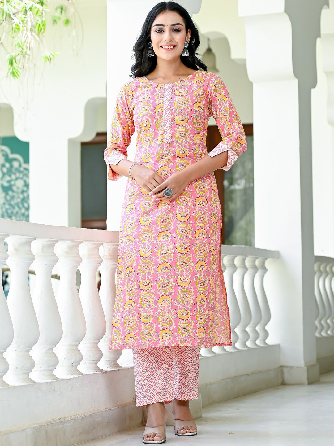 MissKurti Floral Printed Gotta Patti Pure Cotton Straight Kurta With Trousers