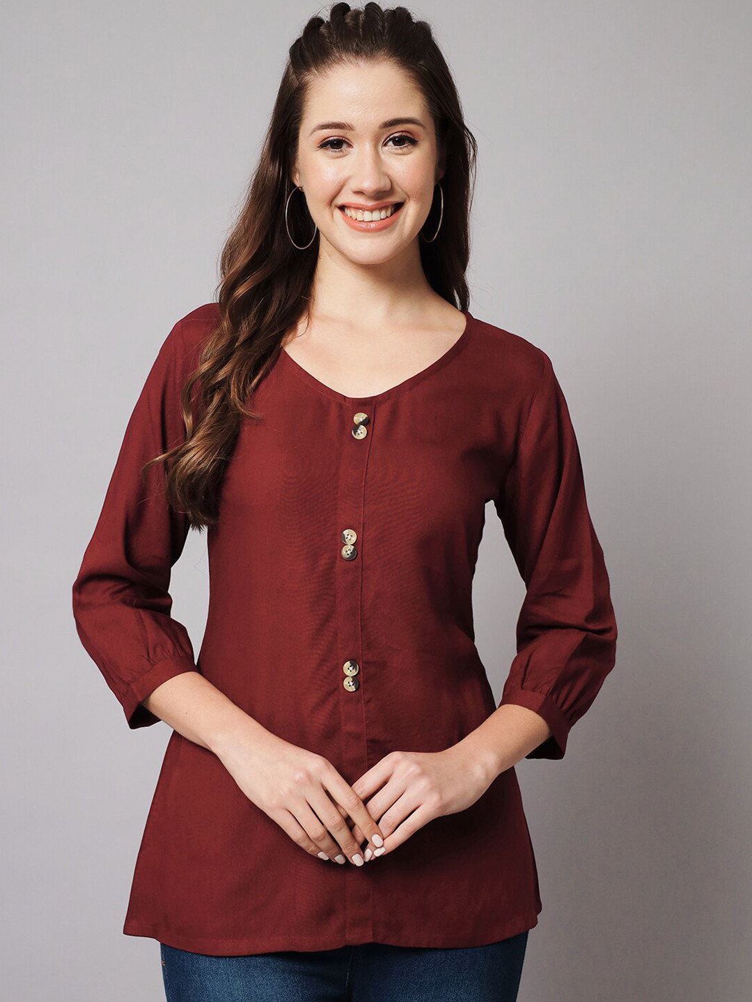 Meeranshi Round Neck Cuffed Sleeves Longline Regular Top