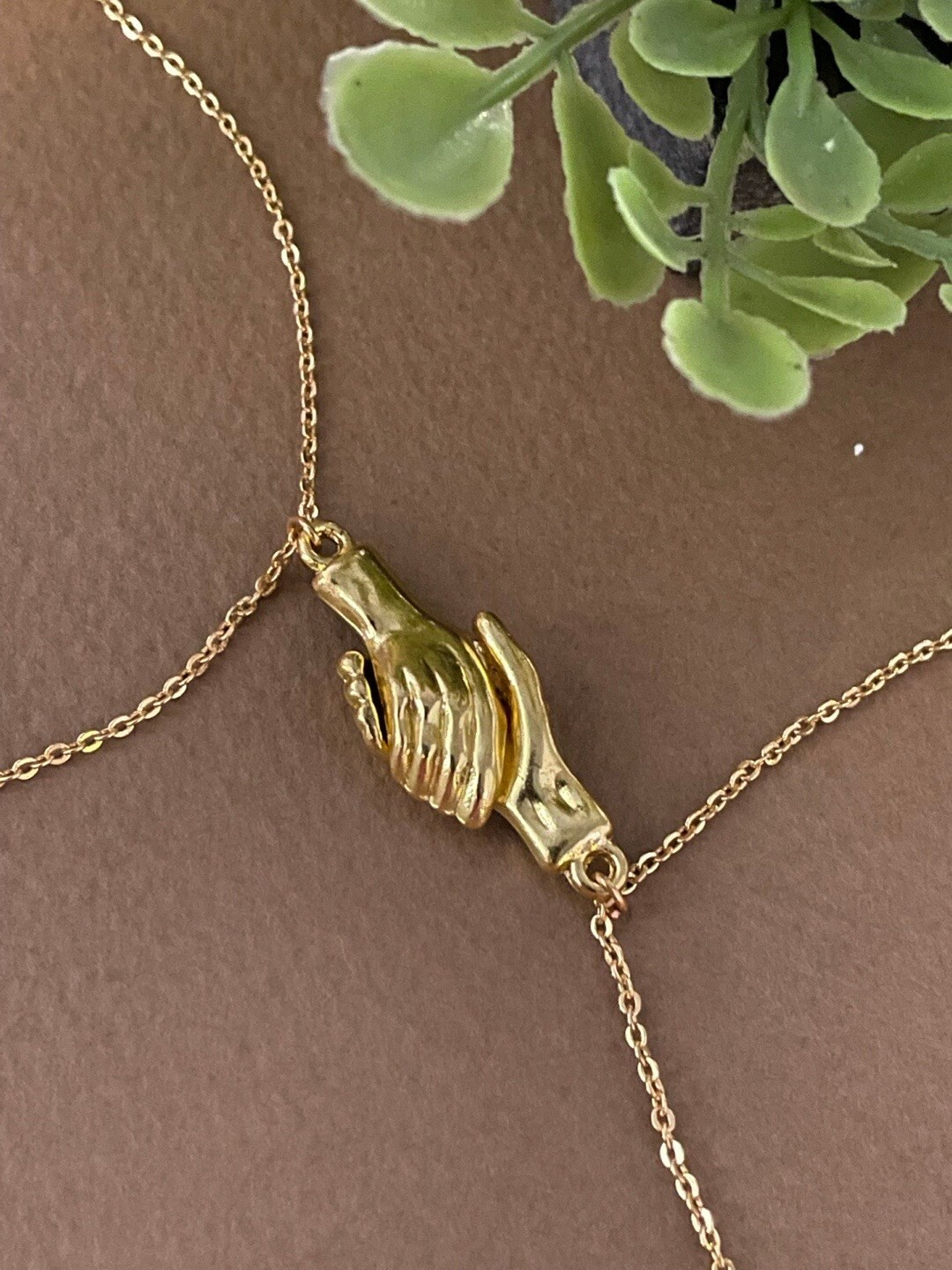 Digital Dress Room Unisex Set Of 2 Silver-Plated Couples Magnet Handshake Link Bracelet