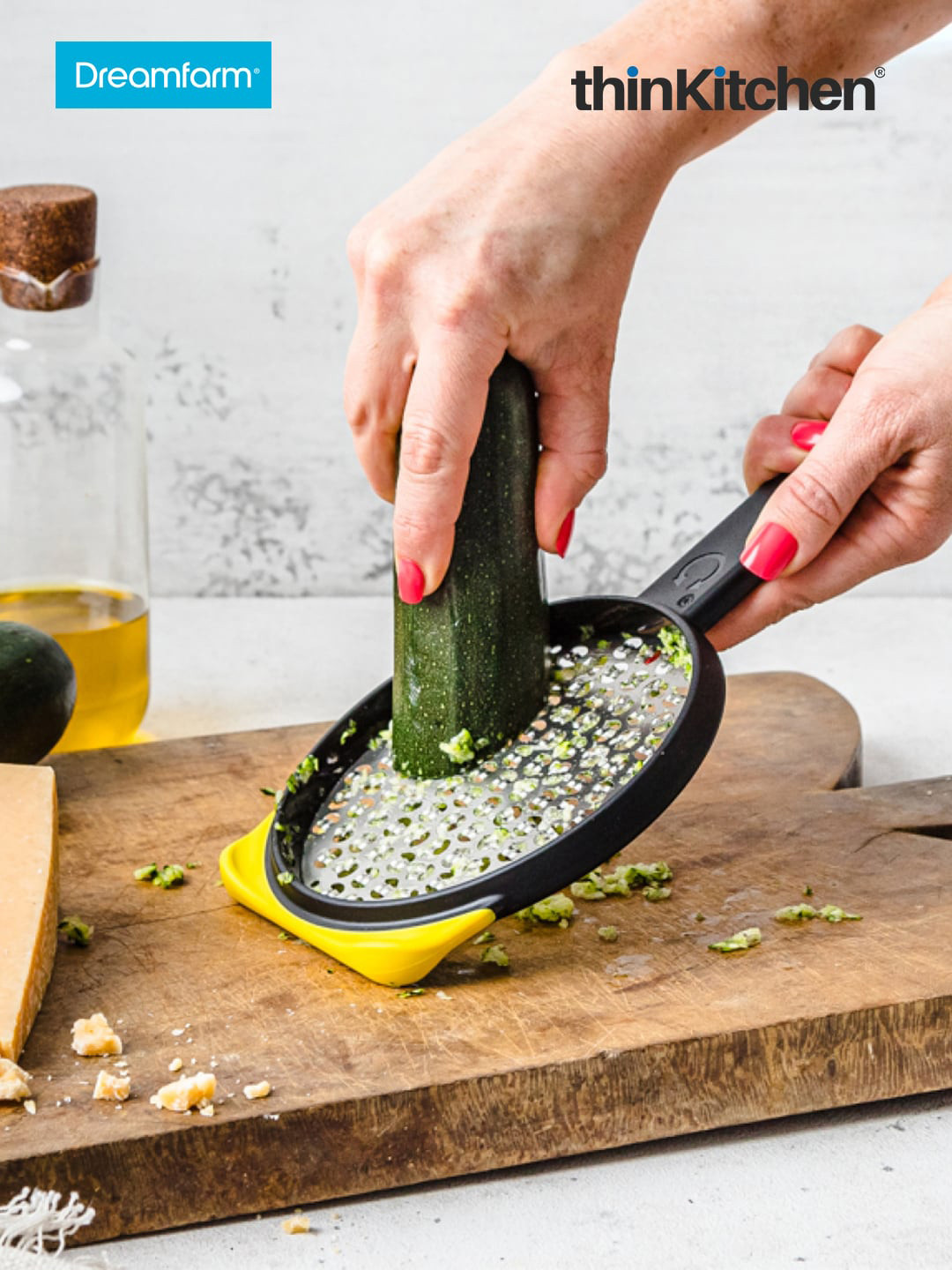 Dreamfarm Black & Yellow Round Stainless Steel Grater