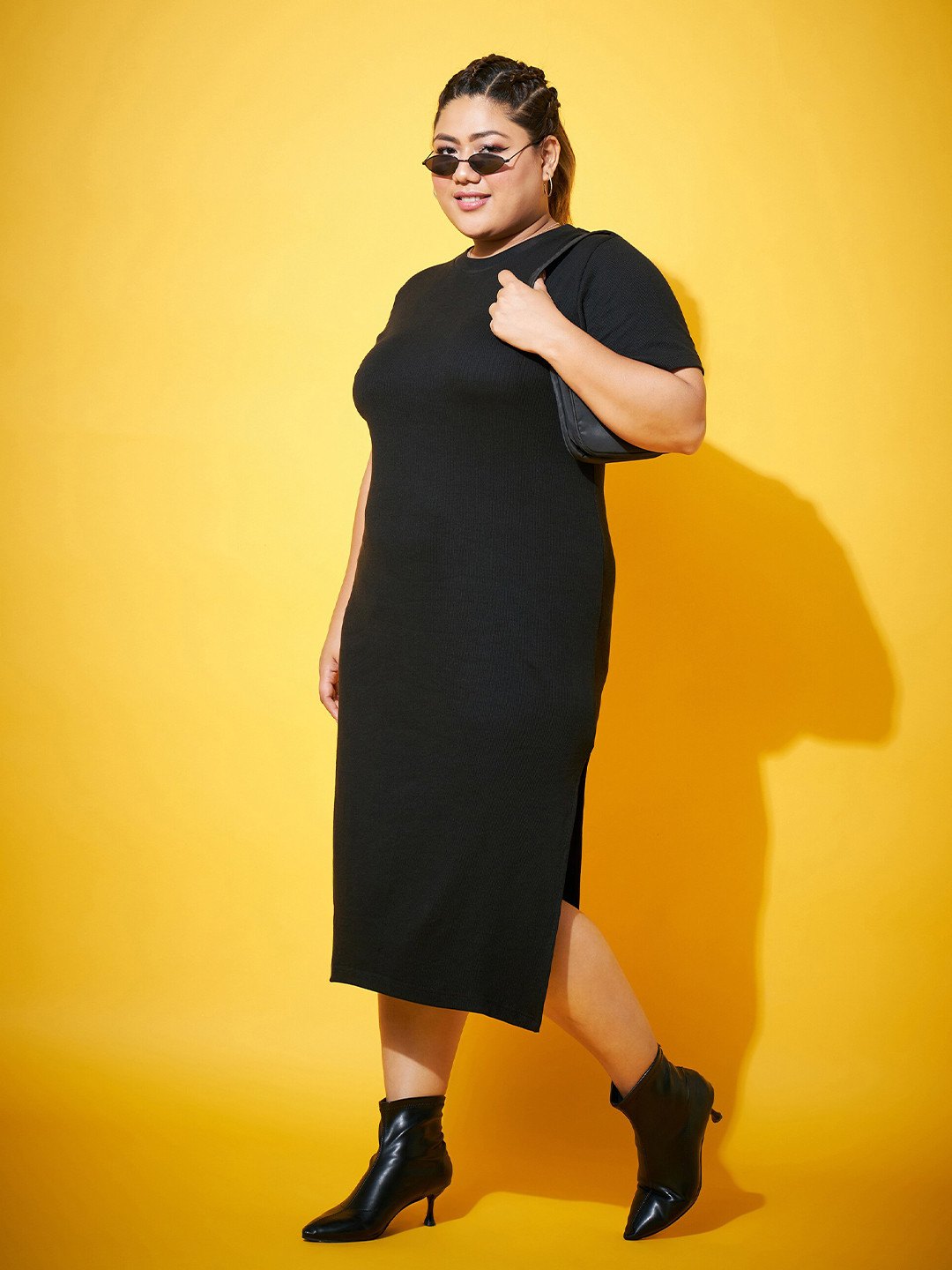 SASSAFRAS Curve Plus Size Black Sheath Midi Dress