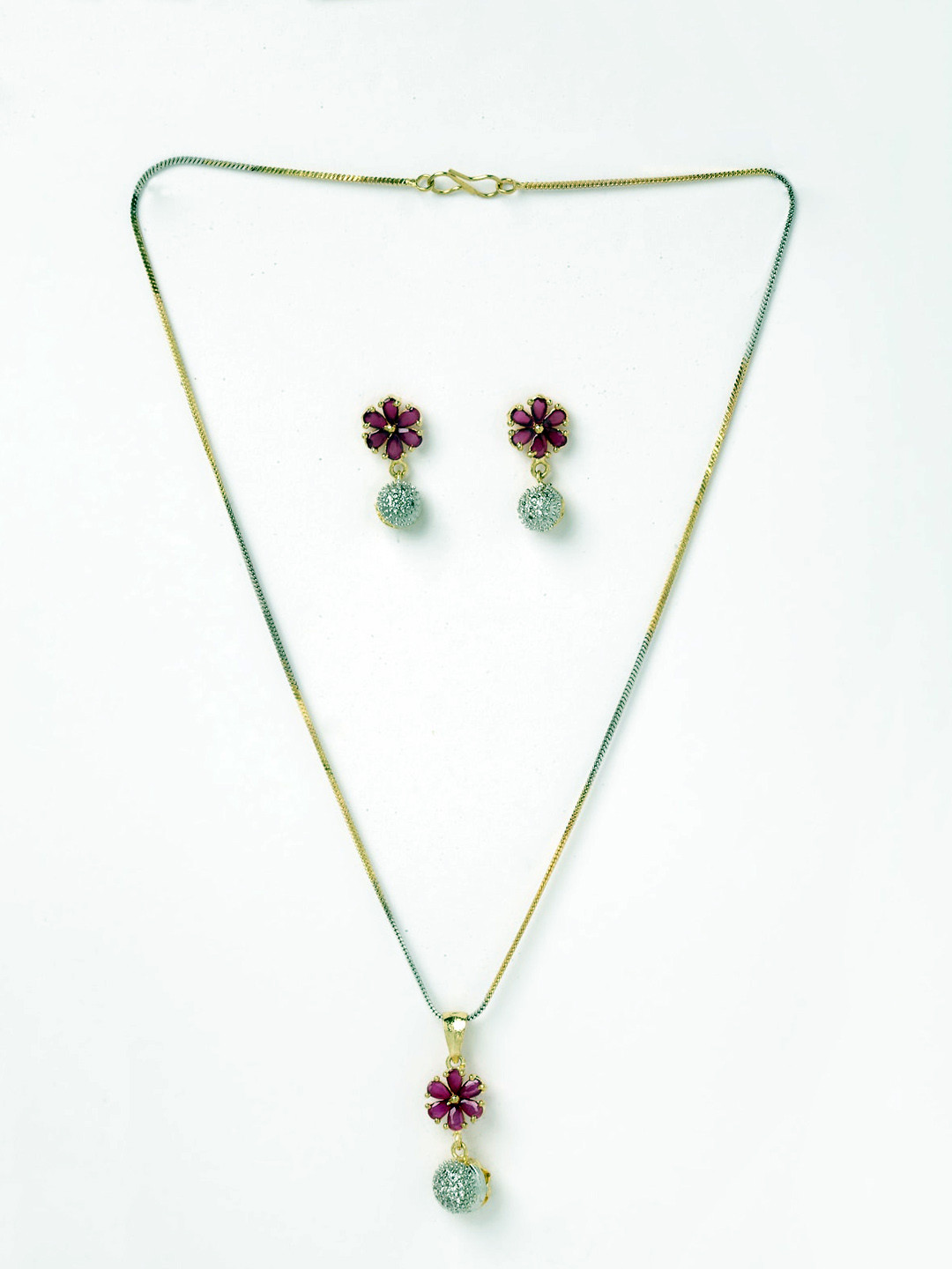 DressBerry Gold-Plated American Diamond-Studded Flower & Circular Jewellery Set