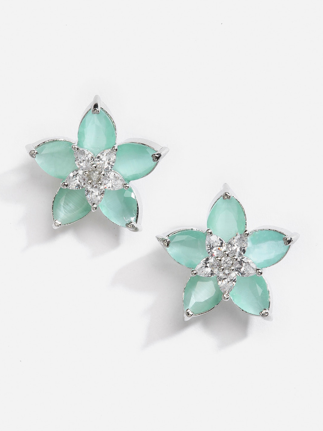 DressBerry Rhodium-Plated American Diamond-Studded Star Shaped Stud Earrings