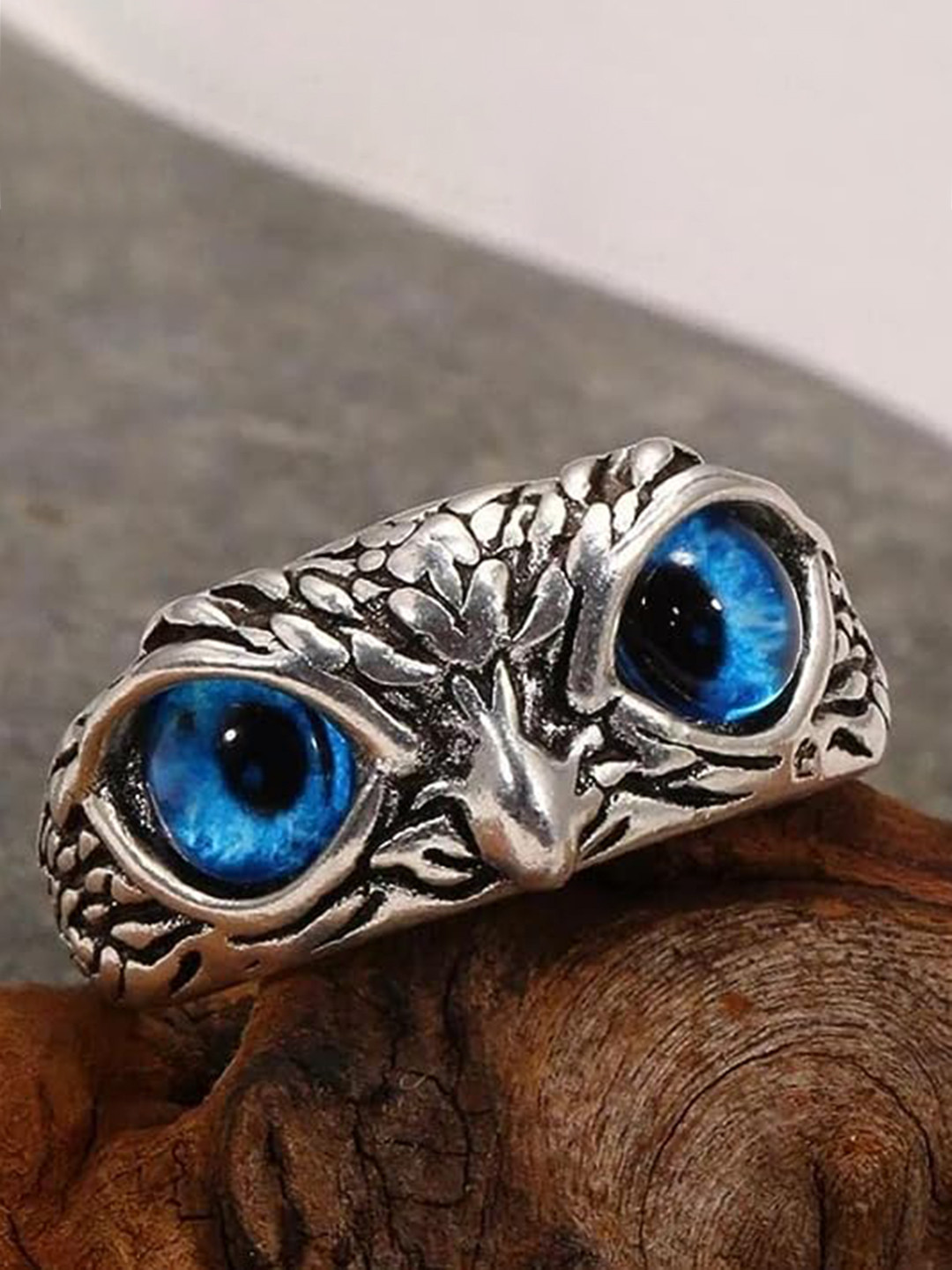 KRYSTALZ Silver-Plated Owl Eye Charm Ring