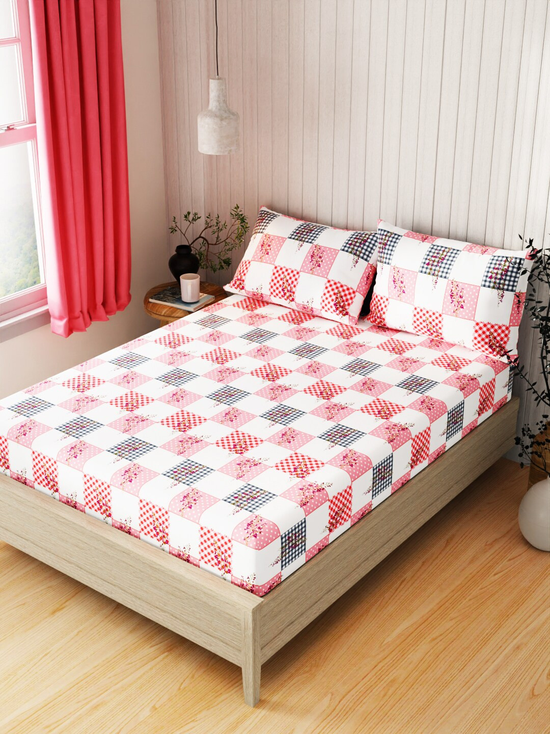KOPA Lopez Pink & White Floral Printed 120 TC Queen Bedsheet With 2 Pillow Covers