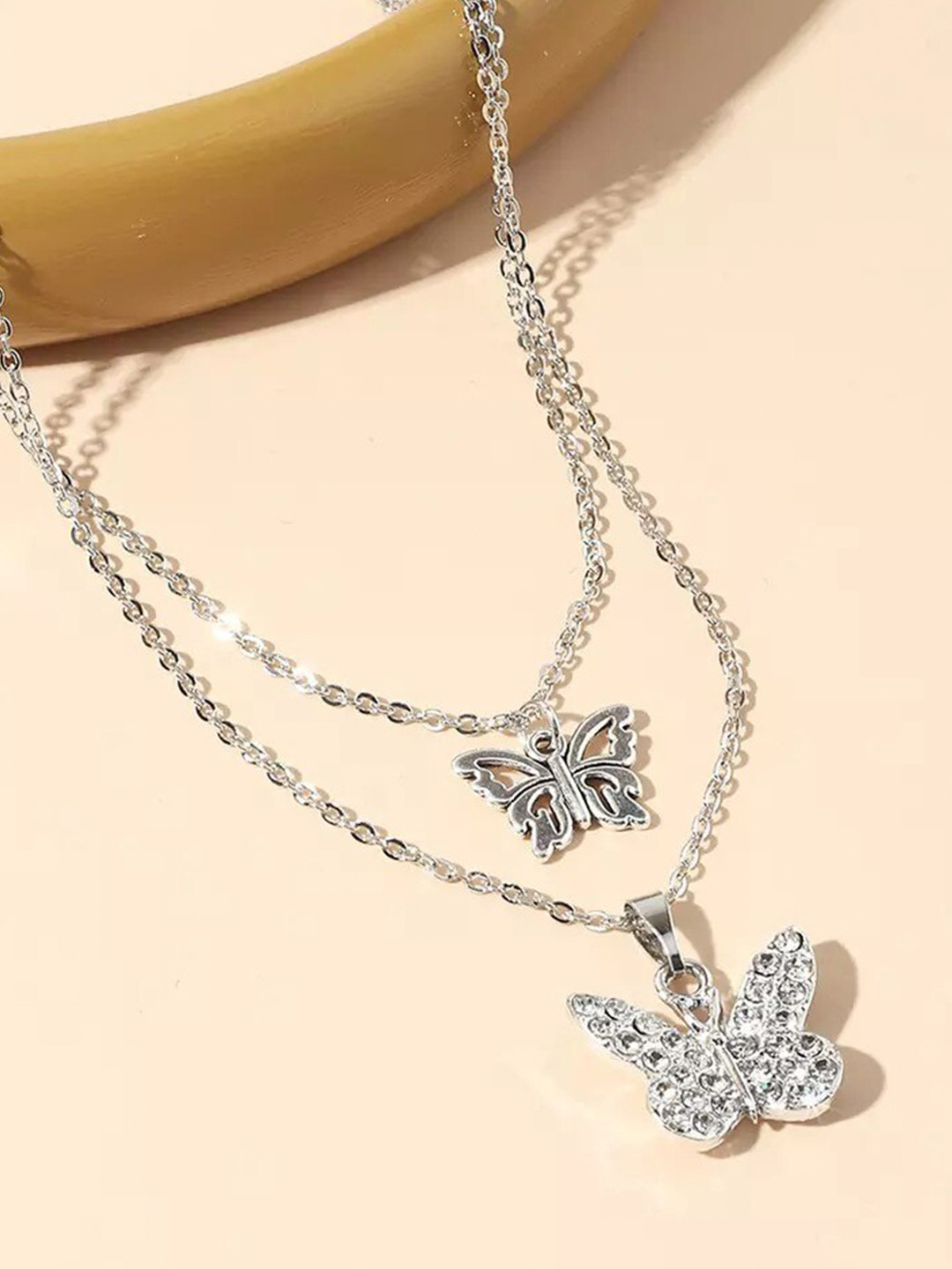Pinapes Unisex Silver-Plated Double Layer Butterfly Necklace