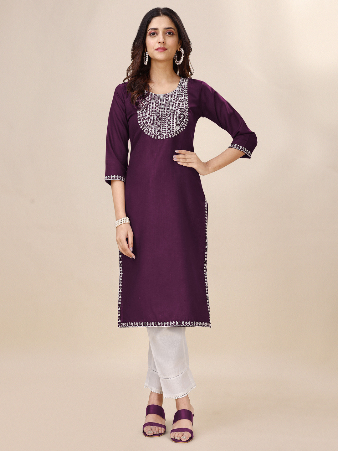 GOROLY Ethnic Motifs Yoke Design Thread Work Round Neck Straight Cotton Kurta