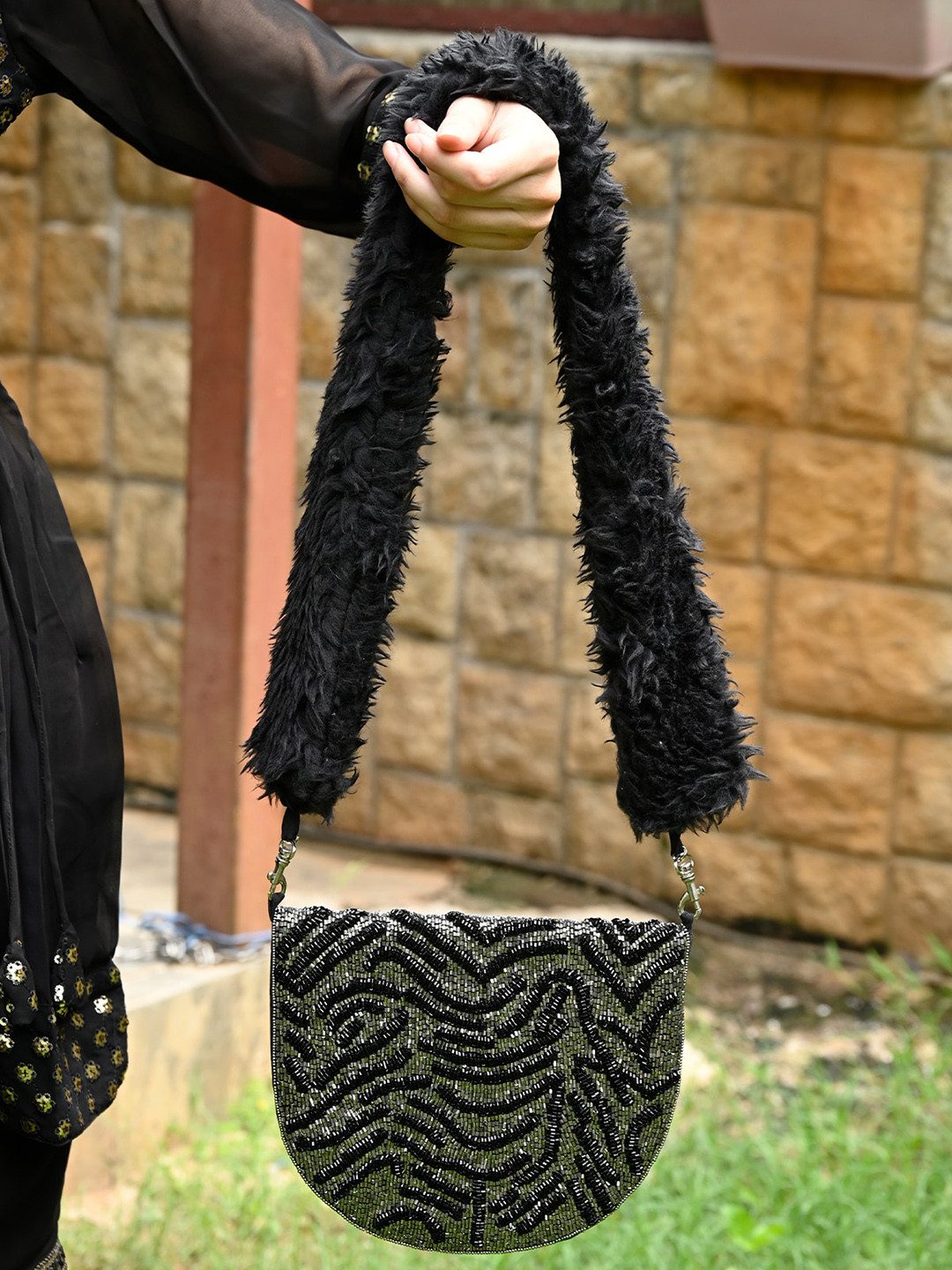 ODETTE Embellished Purse Clutch